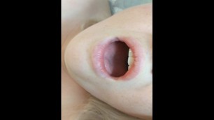 Sexy Lips Moan with an Orgasm-littlemusclescouple