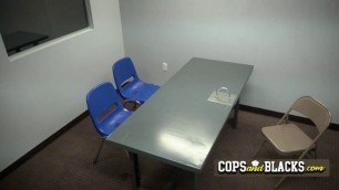 Interrogation of chubby black suspect doesnt go as you would expect