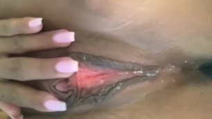 Ebony Plays with Big Clit & Pretty Pussy until She’s Dripping Wet with Cum