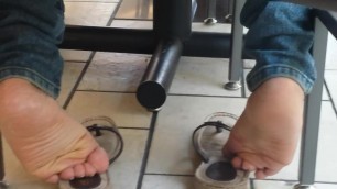 Candid Asian lady feet in thong sandals2 [NOT MY WORK!]