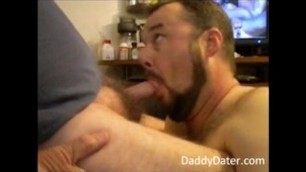 Cub gets a hot facial from a Daddybear Top