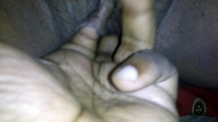 Desi Aunty Pussy Fingering..